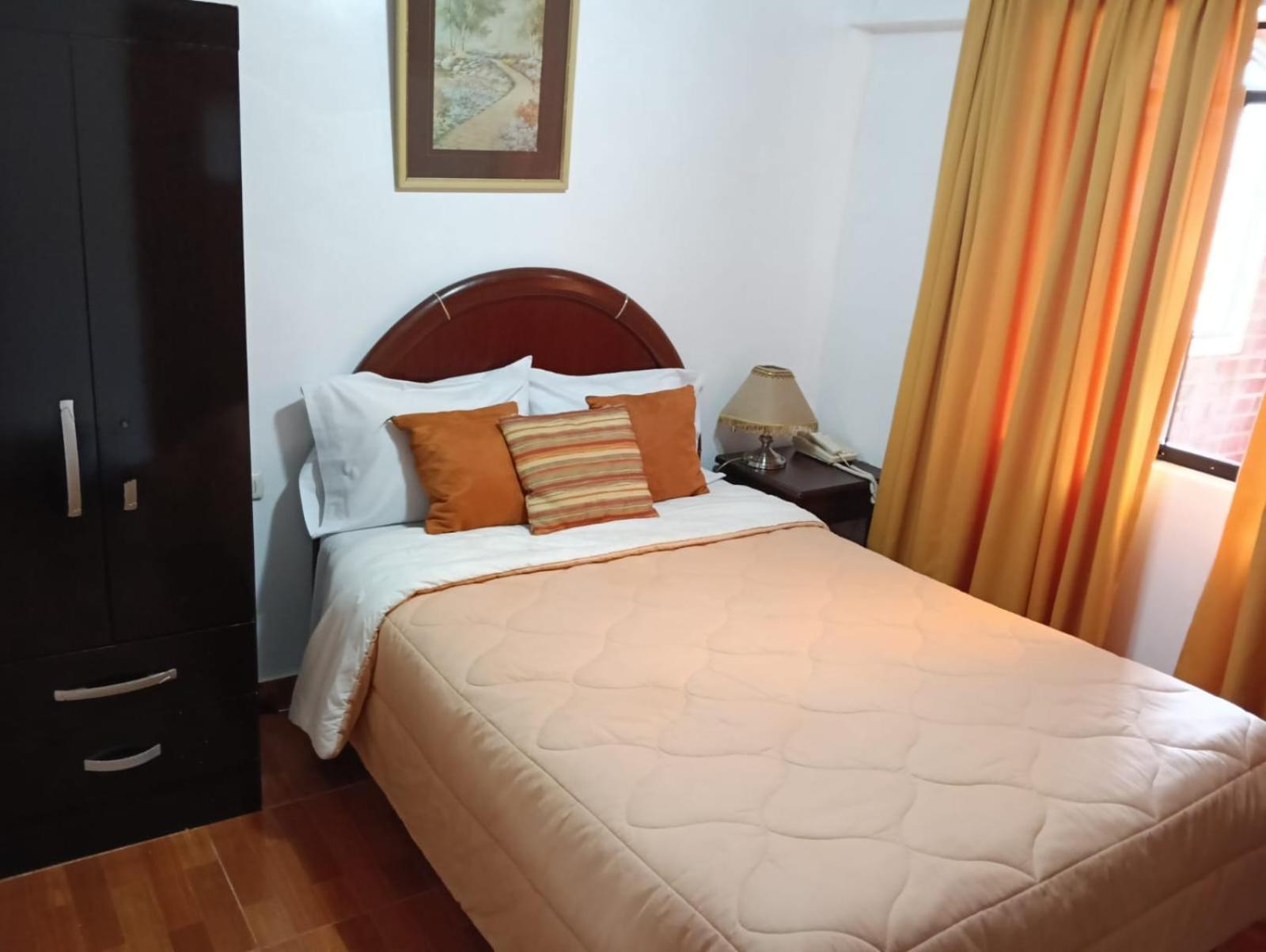 Andean Hostel อัวรัซ ภายนอก รูปภาพ